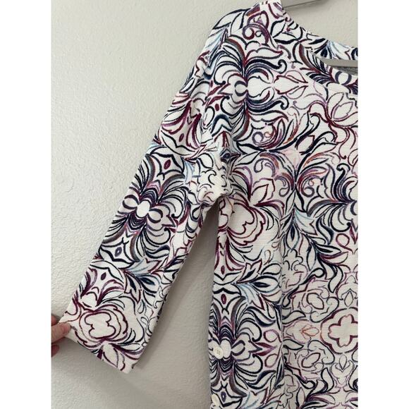 T By Talbots Sketched‎ Tile Print Top 3/4 Sleeve Size Medium - Picture 4 of 8